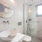 Nautilus Apartments-suites Апарт-отель