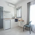 Nautilus Apartments-suites