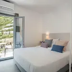 Nautilus Apartments-suites Апарт-отель