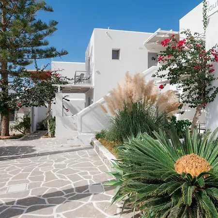 Nautilus Apartments-suites Апарт-отель Парос