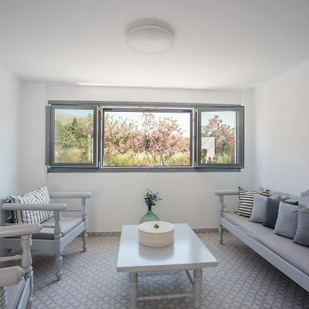 Апарт-отель Nautilus Apartments-suites Парос