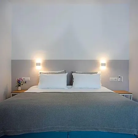 Nautilus Apartments-suites 4* Парос