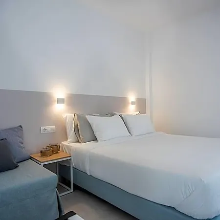 Nautilus Apartments-suites Апарт-отель