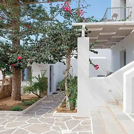 Апарт-отель Nautilus Apartments-suites 4*
