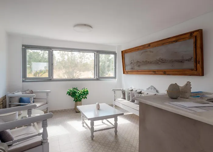 Nautilus Apartments-suites 4* Πάρος