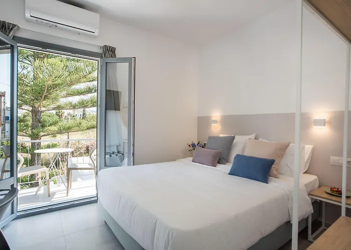 Nautilus Apartments-suites