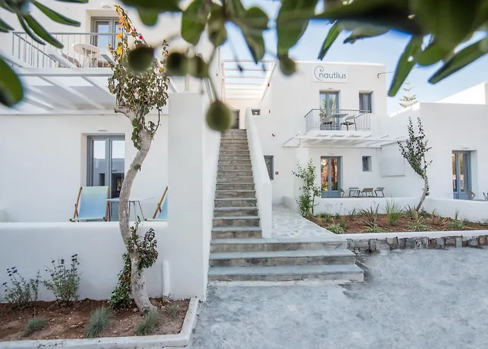 Ξενοδοχείο με διαμερίσματα Nautilus Apartments-suites 4*