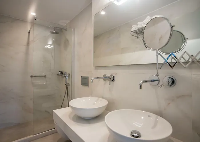 Ξενοδοχείο με διαμερίσματα Nautilus Apartments-suites 4*